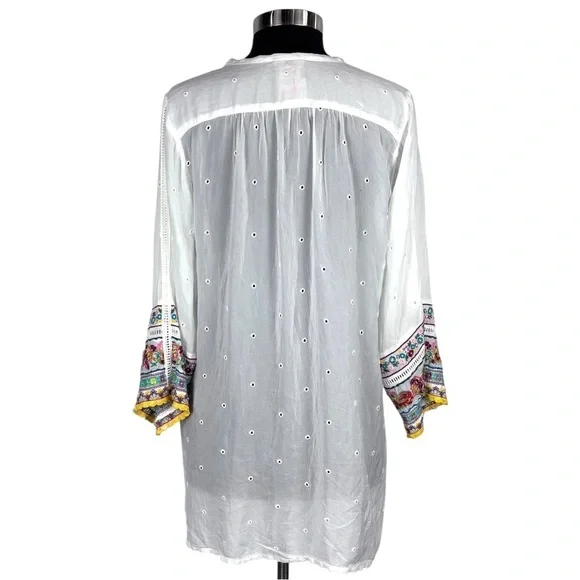JOHNNY WAS EMBROIDERED EYELET BOHO PULLOVER TUNIC TOP - Picture 4 of 16
